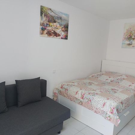 Apartamento En El Mar Roses Esterno foto